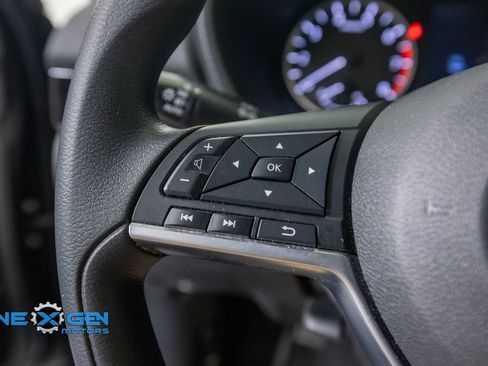 Used 2020 Nissan Sentra S FWD image 14