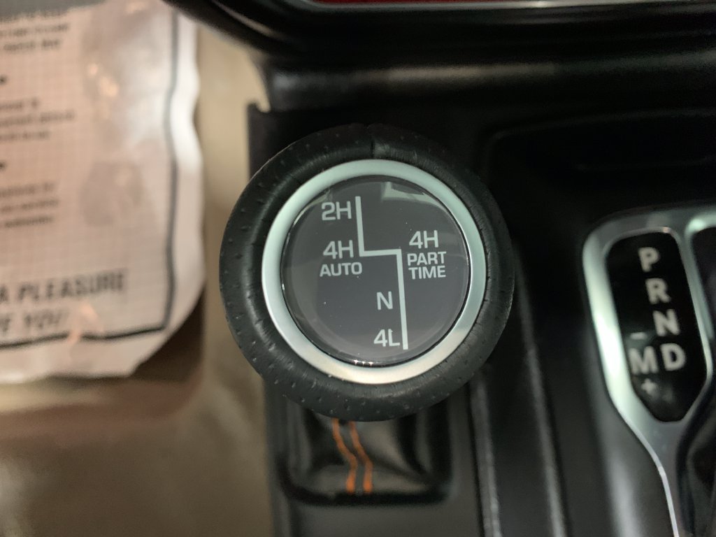 Used 2022 Jeep Gladiator Mojave w/ Cold Weather Group AWD/4WD image 26