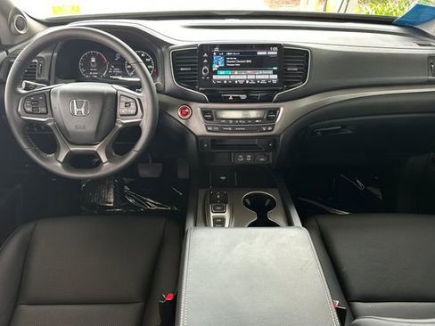 Certified 2024 Honda Ridgeline RTL image 17