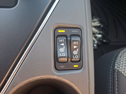 Certified 2024 Subaru Crosstrek 2.0i Premium image 25