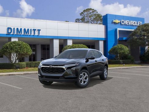 New 2026 Chevrolet Trax LS w/ LS Convenience Package image 8