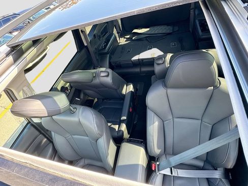 Certified 2025 Subaru Ascent Limited image 29