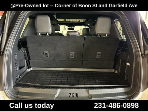 Used 2024 Ford Expedition Limited AWD/4WD image 24