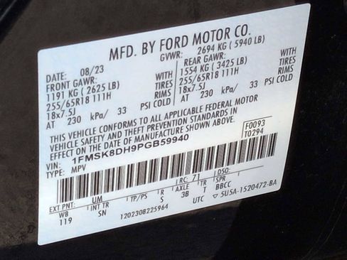 Used 2023 Ford Explorer XLT w/ Equipment Group 202A image 35