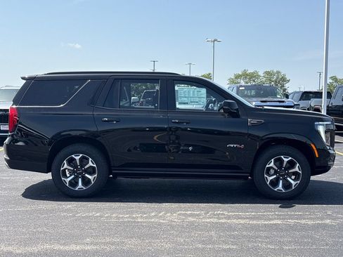 New 2026 GMC Yukon AT4 Ultimate AWD/4WD image 7