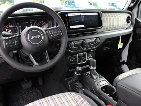 New 2026 Jeep Gladiator Sport AWD/4WD image 24