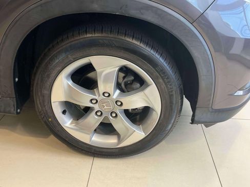 Used 2016 Honda HR-V LX image 6