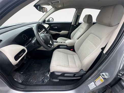 Certified 2025 Honda HR-V LX image 9