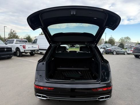 Used 2018 Audi SQ5 Premium Plus w/ Navigation Package AWD/4WD image 64
