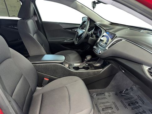 Used 2023 Chevrolet Malibu RS image 15