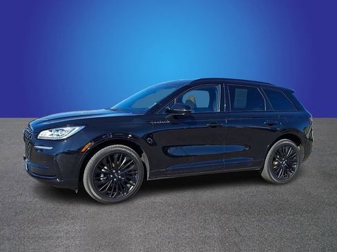 Used 2023 Lincoln Corsair Reserve w/ Equipment Group 201A image 7