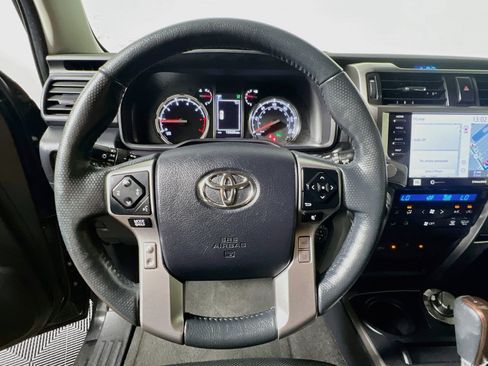 Used 2024 Toyota 4Runner Limited AWD/4WD image 17