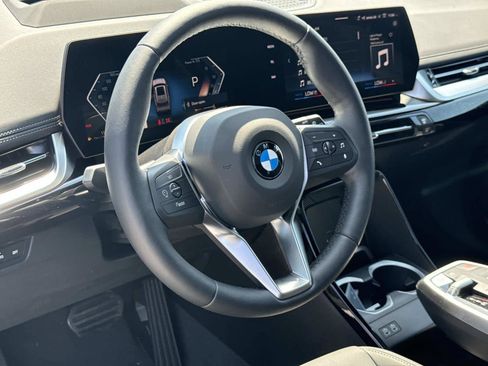New 2026 BMW X1 xDrive28i w/ Technology Package AWD/4WD image 2
