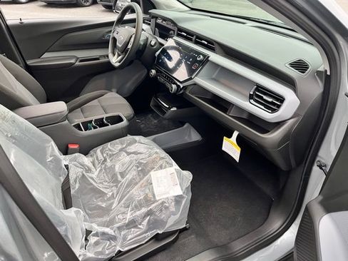New 2027 Chevrolet Bolt LT w/ Comfort Package FWD image 20