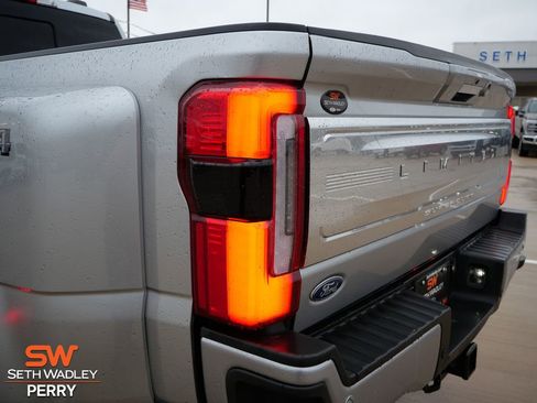 Certified 2024 Ford F450 Limited image 10