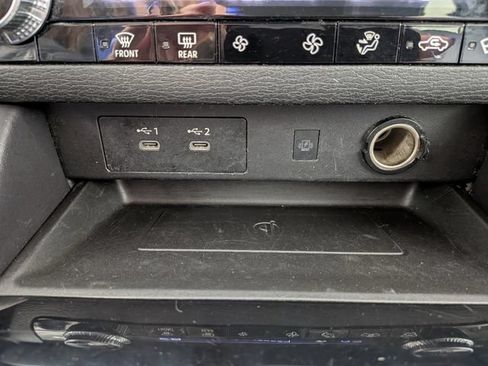 Used 2025 Mitsubishi Outlander SE AWD/4WD image 9