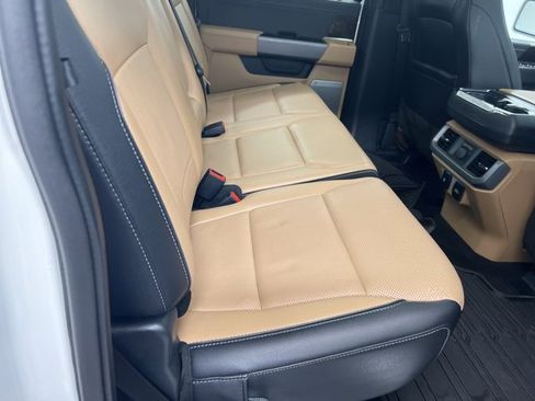 Used 2022 Ford F150 Lariat w/ Equipment Group 502A High image 24