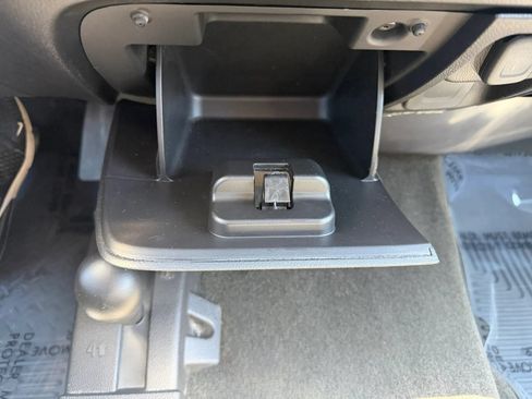 Used 2016 Chevrolet Silverado 3500 W/T w/ WT Convenience Package AWD/4WD image 29