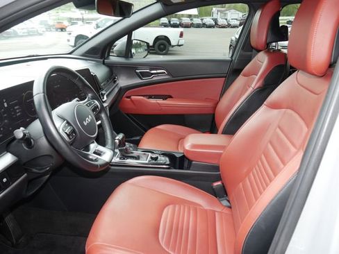 Used 2023 Kia Sportage SX FWD image 2