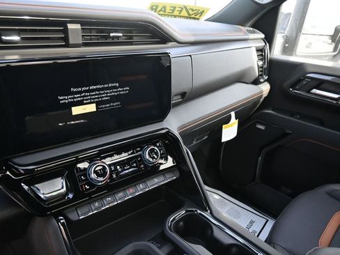 New 2026 GMC Sierra 2500 AT4 w/ AT4 Premium Plus Package image 22