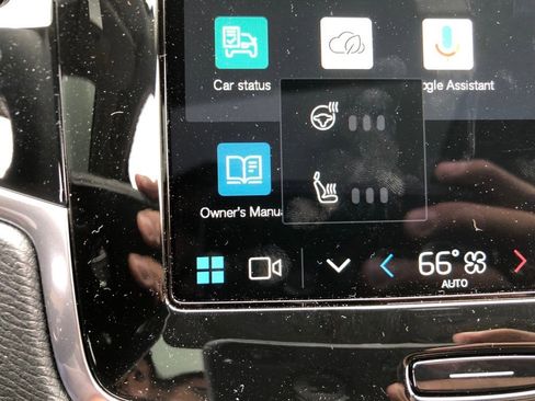 New 2025 Volvo XC90 T8 Plus w/ Protection Package Premier image 24