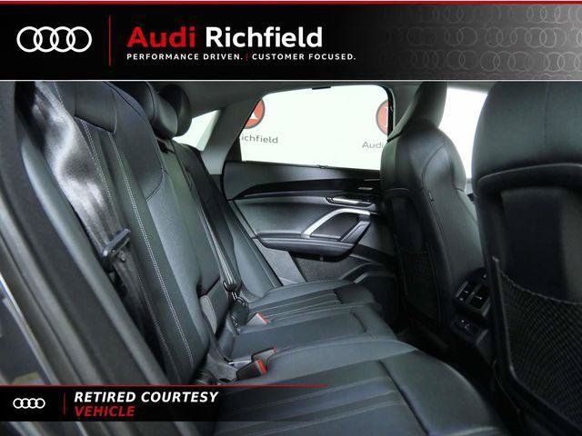 Used 2025 Audi Q5 Premium Plus w/ Premium Plus AWD/4WD image 14