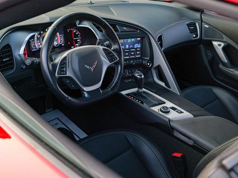 Used 2016 Chevrolet Corvette Stingray Coupe RWD image 39