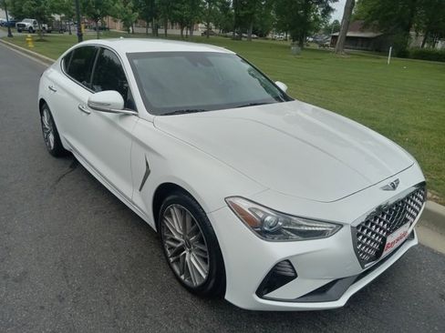Used 2021 Genesis G70 2.0T image 18