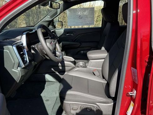 New 2026 GMC Canyon Elevation w/ Convenience Package image 10