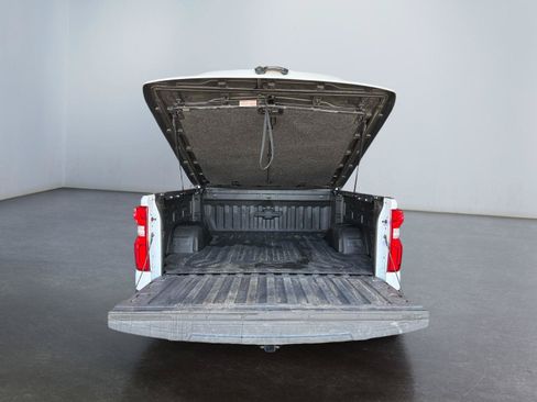 Used 2021 Chevrolet Silverado 1500 LT Trail Boss AWD/4WD image 21