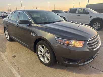Used 2019 Ford Taurus SE