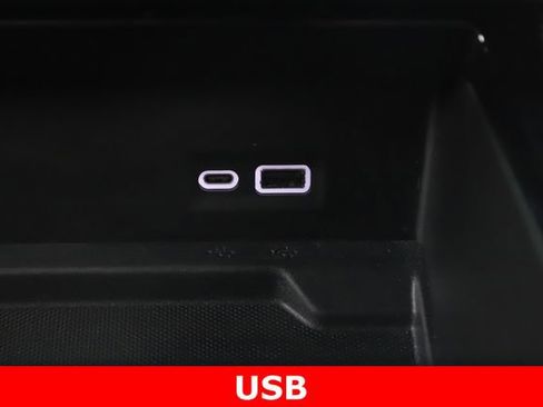 Used 2025 GMC Yukon Elevation w/ Technology Package AWD/4WD image 27