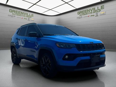 Used 2026 Jeep Compass Limited AWD/4WD image 7