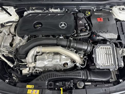 Used 2025 Mercedes-Benz CLA 250 4MATIC w/ Winter Package image 29