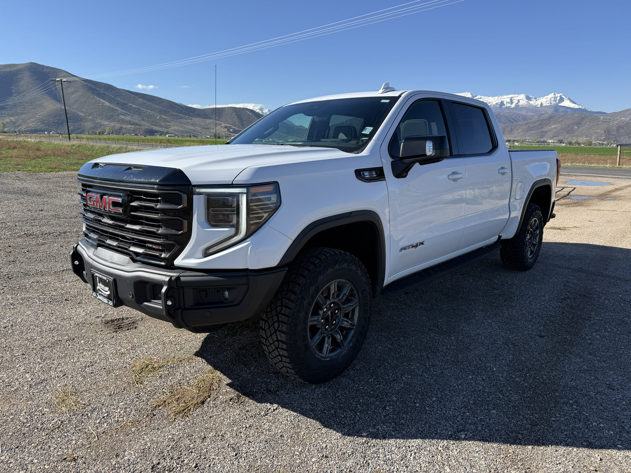 Used 2024 GMC Sierra 1500 AT4X AWD/4WD image 3