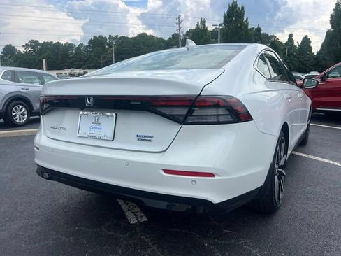 Used 2024 Honda Accord Touring image 6
