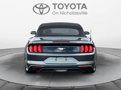 Used 2020 Ford Mustang Premium RWD image 4