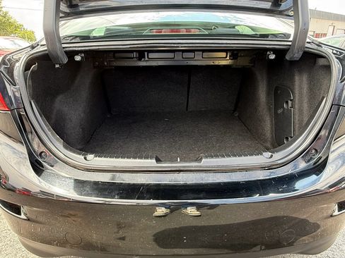 Used 2017 MAZDA MAZDA3 Sport FWD image 35