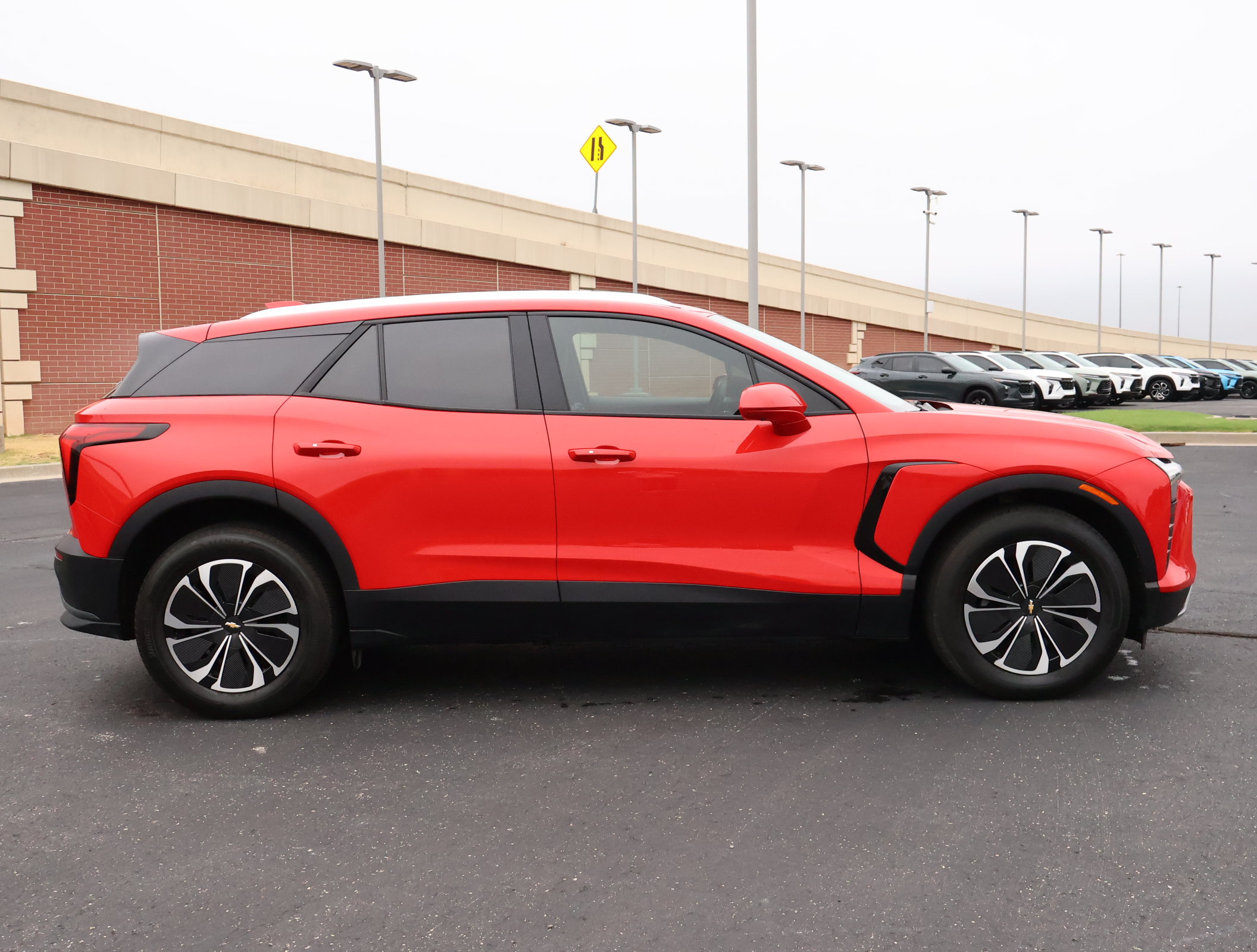 Used 2024 Chevrolet Blazer EV LT AWD/4WD image 32