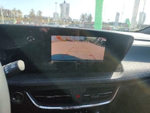 Used 2025 Buick Encore GX Preferred image 27