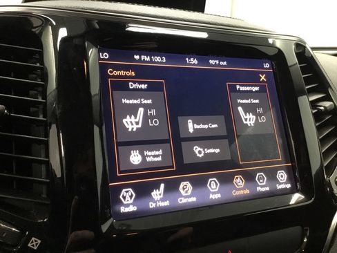 Used 2019 Jeep Cherokee Limited AWD/4WD image 22