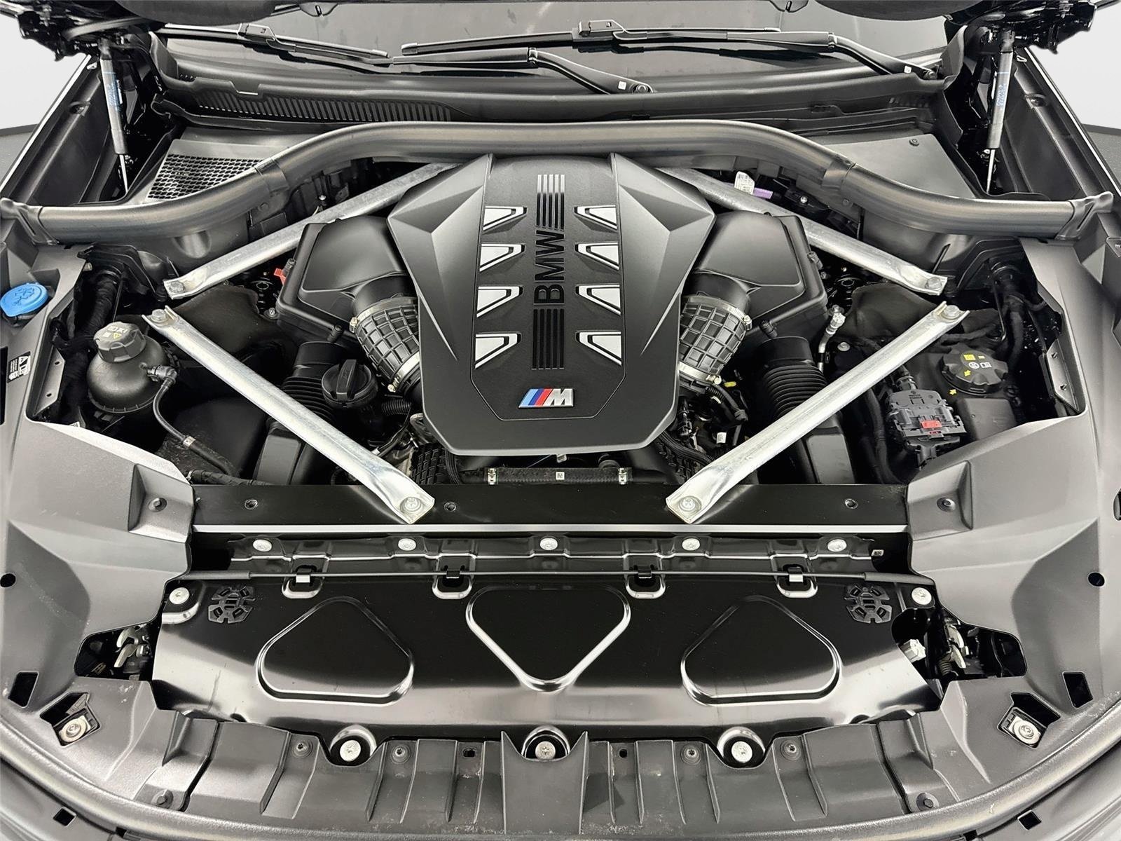 Used 2025 BMW X7 M60i AWD/4WD image 32