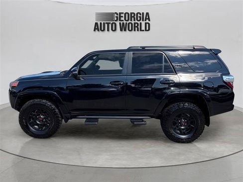 Used 2019 Toyota 4Runner TRD Off-Road Premium AWD/4WD image 12