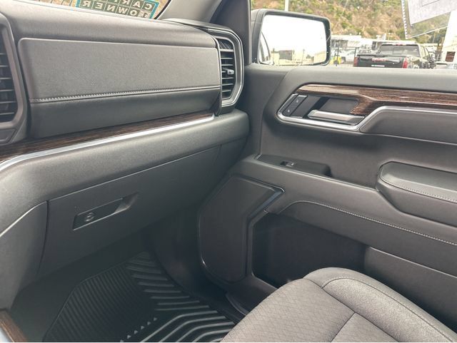 Used 2025 GMC Sierra 1500 Elevation w/ X31 Off-Road Package AWD/4WD image 7