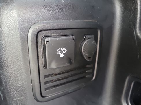 Used 2018 Toyota 4Runner SR5 RWD image 13