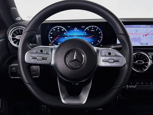 Used 2021 Mercedes-Benz A 220 image 17