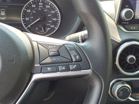 Used 2024 Nissan Sentra SV FWD image 15