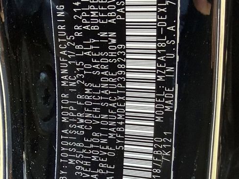 Used 2026 Toyota Corolla LE image 30