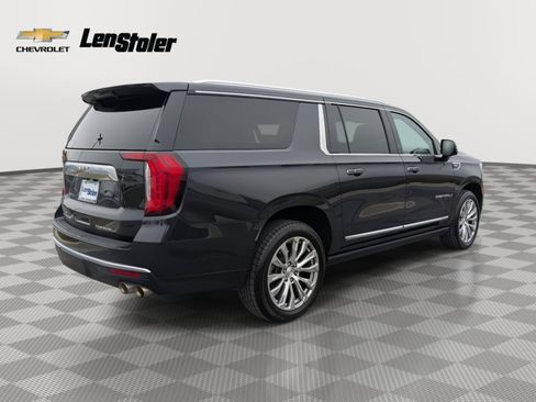 Used 2023 GMC Yukon XL Denali image 5