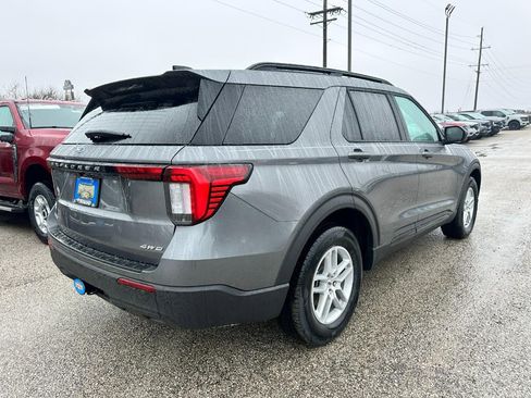 New 2026 Ford Explorer Active image 3